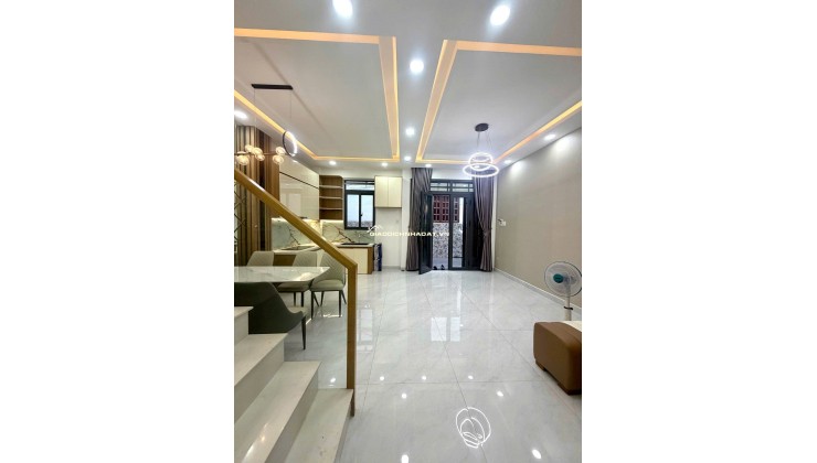 NHÀ MỚI 3 TẦNG – FULL NỘI THẤT – NGANG 5.8M HIẾM – GẦN CV VĂN HÓA GÒ VẤP