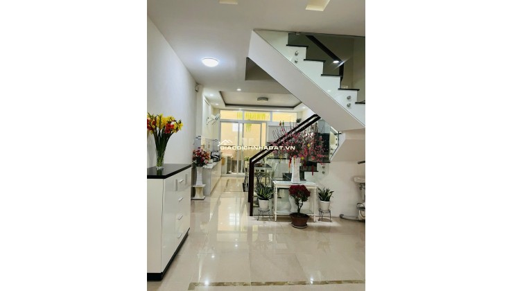 BÁN NHÀ 617/** NGUYỄN KIỆM, PHƯỜNG 9, QUẬN PHÚ NHUẬN. 75.1M2 CHỈ 13.8 TỶ. LH:0937133343
