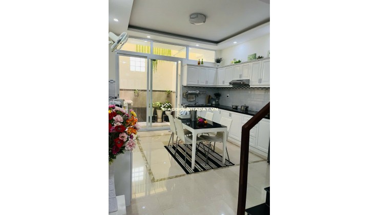 BÁN NHÀ 617/** NGUYỄN KIỆM, PHƯỜNG 9, QUẬN PHÚ NHUẬN. 75.1M2 CHỈ 13.8 TỶ. LH:0937133343