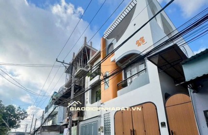 CẦN BÁN GẤP 2 LÔ ĐẤT LIỀN KỀ KHU VỰC P. LINH XUÂN, TP THỦ ĐỨC CŨ. LH:0935194588.