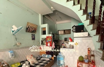 Siêu phẩm Hẻm 8 M xe hơi  Đô Đốc Long 3 tầng. Btcr