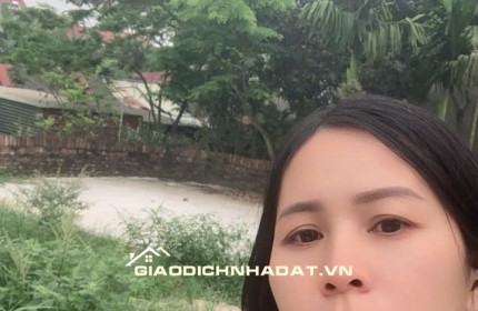 CHÍNH CHỦ CẦN BÁN 60m ,nhỉnh 2 tỷ oto vào tận đất 
Cách VIN OceanPark -1km