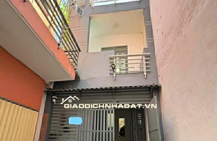 NHÀ 3 TÂNG - CÁCH MẶT TIỀN ĐƯỜNG HUỲNH TẤN PHÁT 1 CĂN