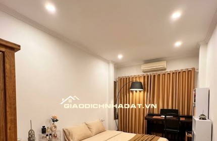 Nhà gần Trích Sài Tây Hồ ngõ thông – 2 phút hồ - thế đất đẹp – 3 gác đỗ cửa - ở sướng