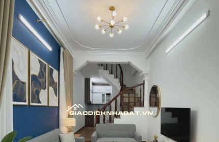 CỰC HOT: NHỈNH 7 TỶ CÓ NGAY 55M² TRUNG TÂM BA ĐÌNH XÁCH VALI VÀO Ở NGAY.
-  ( thương lượng nhẹ ).