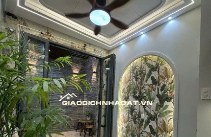 NHÀ ĐẸP LUNG LINH, HXH, NGANG 4M, 4 TẦNG, SHR, PHẠM VĂN CHÍ, 6 TỶ HƠN, QUẬN 6