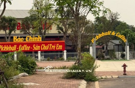 Bí mật lô đất 100m2 gần Quốc Lộ 21, khu vực trung tâm Hòa Lạc. Phù hợp xây trọ, đầu tư sinh lời, kết nối Metro 5 – Quốc Lộ 21. Liên hệ xem đất ngay.