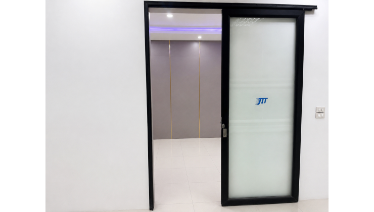 Cho Thuê Văn Phòng 136m² Tại Dịch Vọng Hậu - Cầu Giấy - Hà Nội