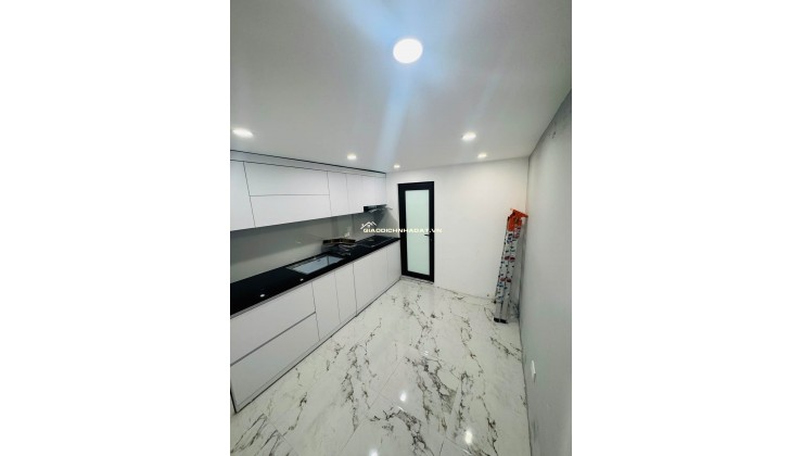 Bán nhà phố Tân Mai, Hồ Đền Lừ,40m, gần đường ô tô, 2 mặt ngõ , kinh doanh nhỏ, 6x tỷ