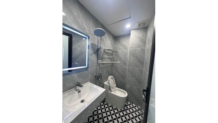 Bán  nhà Hồ Ba Mẫu, quận Đống Đa 6x tỷ ,28m, 3 ngủ , gần đường ô tô , vị trí đẹp, full nội thất, 6x tỷ