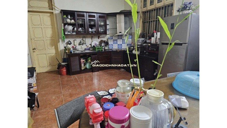 BÁN NHÀ PHỐ NGUYỄN KHÁNH TOÀN CẦU GIẤY .XÂY CHDV HOẶC Ở SƯỚNG .