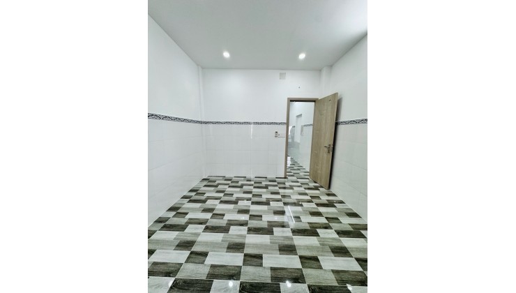 HIẾM - 3TẦNG MỚI ĐẸP - 5PHÒNG - GẦN CHỢ VÕ THÀNH TRANG - SỔ VUÔNG NỞ HẬU - 7.1TỶ. 