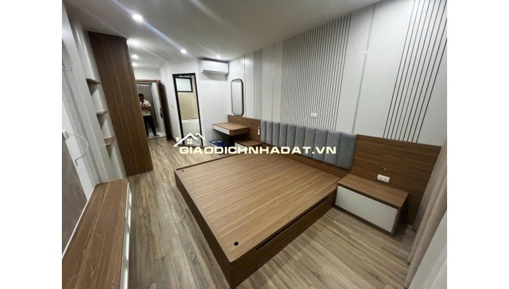 BÁN NHÀ PHỐ QUAN NHÂN - DT 37 M2 (6 TẦNG THANG MÁY) - SẴN SỔ ĐỎ, CHỈ 12.9 TỶ. LH:0983215192