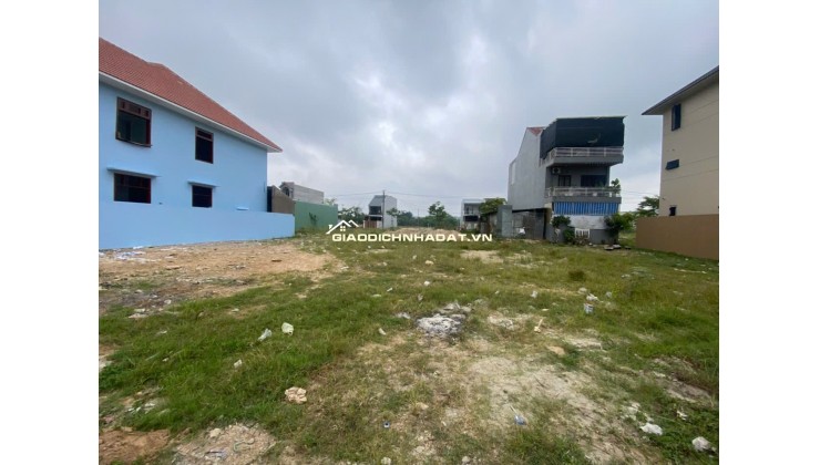 BÁN ĐẤT TP HUẾ, DT 252,6M2 THỔ CƯ, SHR CHỈ 26TR/M2. LH:0773465789