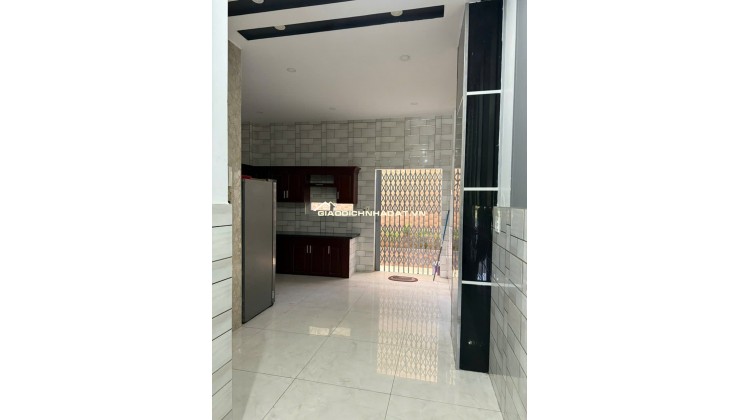 Bán nhà siêu đẹp 5x20m 1 trệt 3 lầu sân thượng MT Trịnh Quang Nghị Bình Chánh