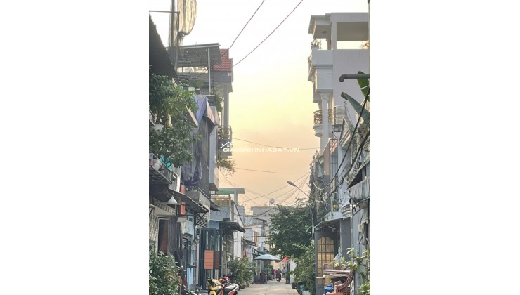 NHÀ MỚI SIÊU ĐẸP NGAY CHỢ LK 5/6, BHHB, BÌNH TÂN – 32,4M2 – 3TY380. LH:0908018219