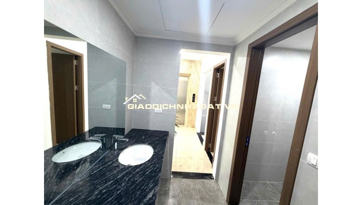 CC BÁN HOA HẬU MẶT ĐƯỜNG LÊ VĂN LƯƠNG_102m2_MẶT TIỀN 8,68m_6 TẦNG THÔNG SÀN ĐẸP