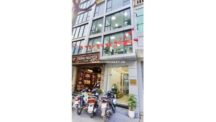 Bán nhà phân lô Trung Hoà - 68m - 6 tầng ô thang máy - ô tô đậu cửa - Giá chỉ 25,5 tỷ