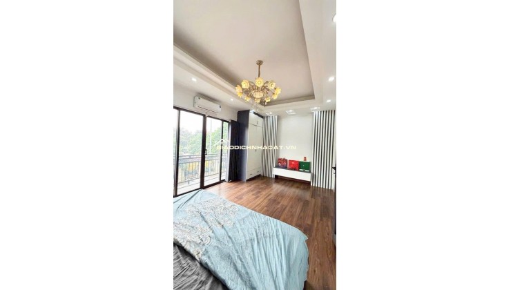 BÁN NHÀ TRUNG KÍNH_85m2_7 TẦNG THANG MÁY_KINH DOANH CÓ VỈA HÈ_GIÁ 525tr/m2
