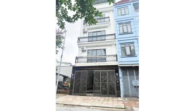 BÁN NHÀ TRUNG KÍNH_85m2_7 TẦNG THANG MÁY_KINH DOANH CÓ VỈA HÈ_GIÁ 525tr/m2