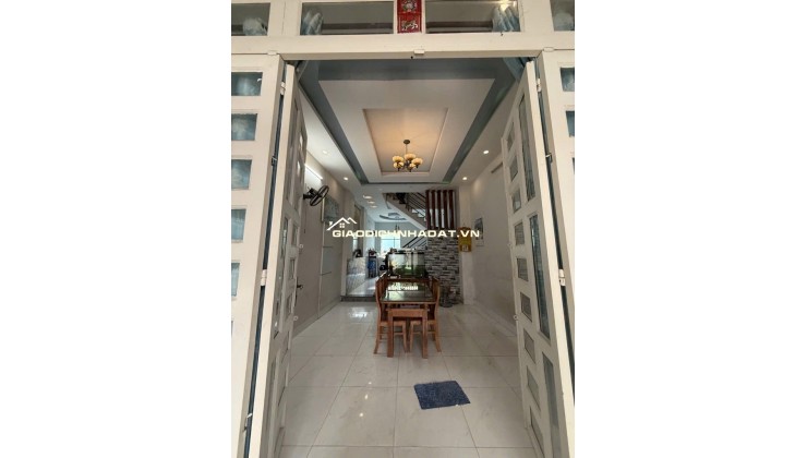 BÁN NHÀ 4 TẦNG, GẦN VÕ TRẦN CHÍ, BÌNH TÂN, HẺM 6M, 69 M² (4X17), NHỈNH 5 TỶ.
