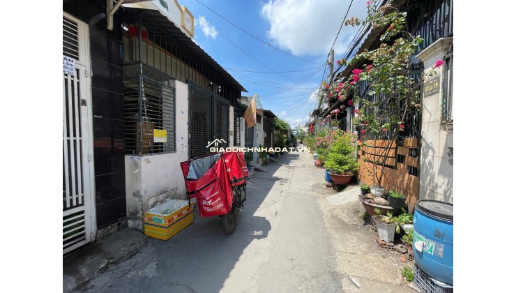 Bán nhà cấp 4 hẻm xe hơi LK 5-6, Vĩnh Lộc B, Huyện Bình Chánh (cũ)