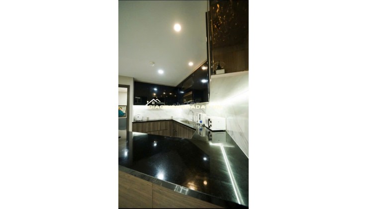 Bán căn hộ 4PN Imperia An Phú 135m², tầng 18 , view Landmark