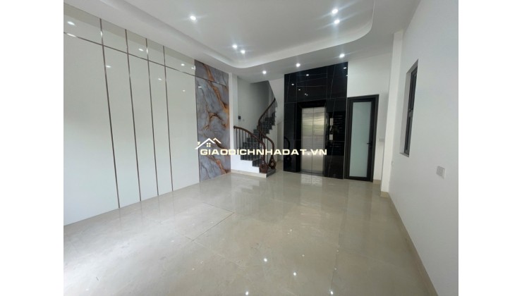 Phố Nhổn 56m 5T thang máy - tô - Lô Góc nở Hậu - Cực Hiếm - 8ty66 còn thương lượng nhiều