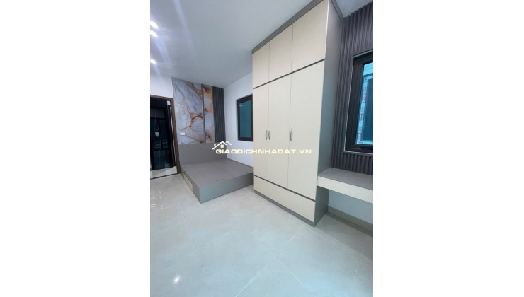 Phố Nhổn 56m 5T thang máy - tô - Lô Góc nở Hậu - Cực Hiếm - 8ty66 còn thương lượng nhiều