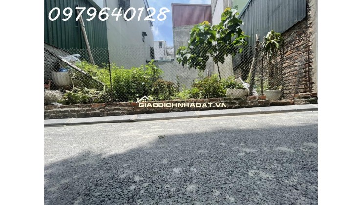 BÁN NHÀ - ĐỨC GIANG - VIỆT HƯNG - NHÀ 5 TẦNG DÂN XÂY CHẮC CHẮN - MẶT NGÕ Ô TÔ THÔNG - KINH DOANH TỐT - 30M - NHỈNH 7 TỶ