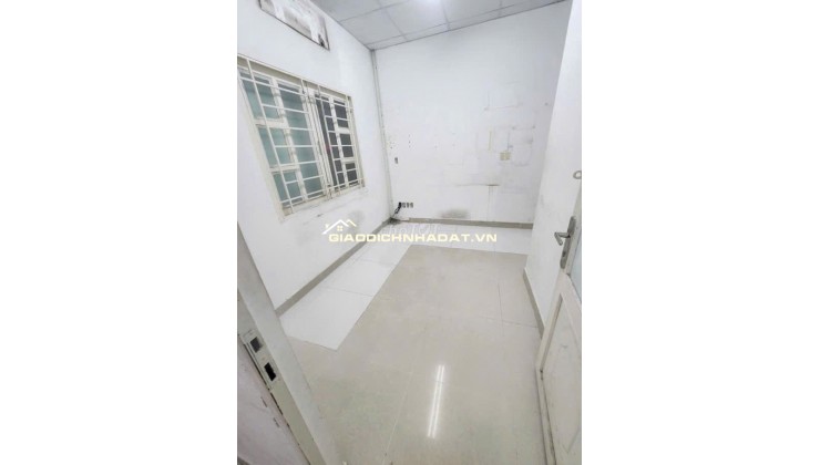 Cho thuê nhà MT 3 lầu 112 Phan Văn Hân P17 Bình Thạnh tiện kinh doanh