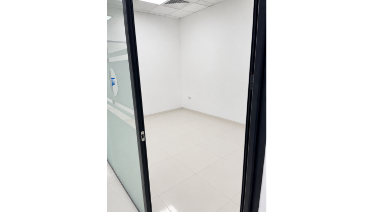Cho Thuê Văn Phòng 136m² Tại Dịch Vọng Hậu - Cầu Giấy - Hà Nội