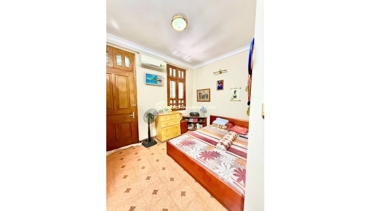 BÁN GẤP 99M2 ĐẤT – LÔ GÓC – MẶT PHỐ NGUYỄN THỊ ĐỊNH – TẶNG NHÀ 5 TẦNG KD SẴN DÒNG TIỀN