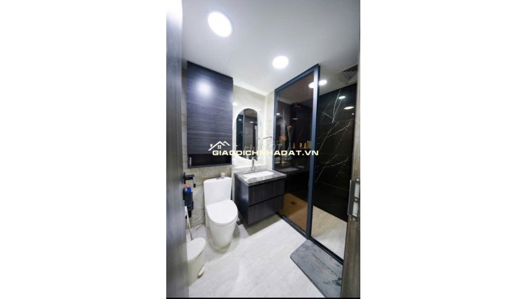 Bán căn hộ 4PN Imperia An Phú 135m², tầng 18 , view Landmark