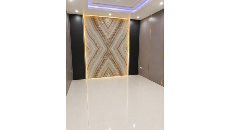 Cho Thuê Văn Phòng 136m² Tại Dịch Vọng Hậu - Cầu Giấy - Hà Nội