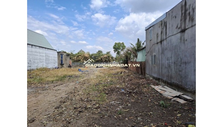 Đất Bình Dương 2700m2 cho thuê tự do kinh doanh sáng tạo