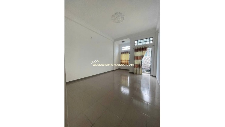 BÁN NHÀ 3 TẦNG, BÌNH CHÁNH, HẺM 8M, GẦN BẾN XE MIẾN TÂY, 56 M² (4X14), 4.X TỶ.