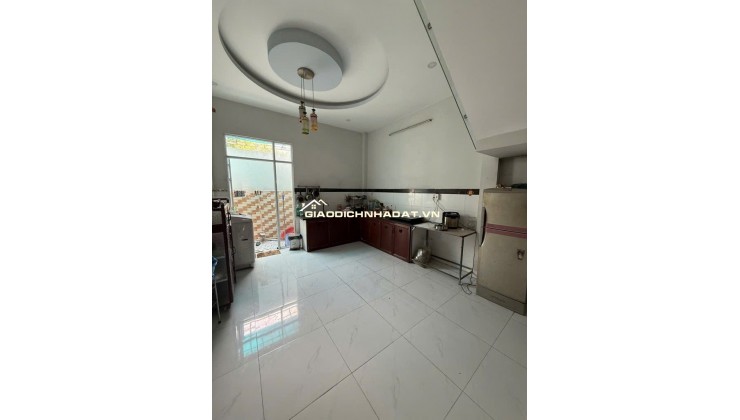 BÁN NHÀ 4 TẦNG, GẦN VÕ TRẦN CHÍ, BÌNH TÂN, HẺM 6M, 69 M² (4X17), NHỈNH 5 TỶ.