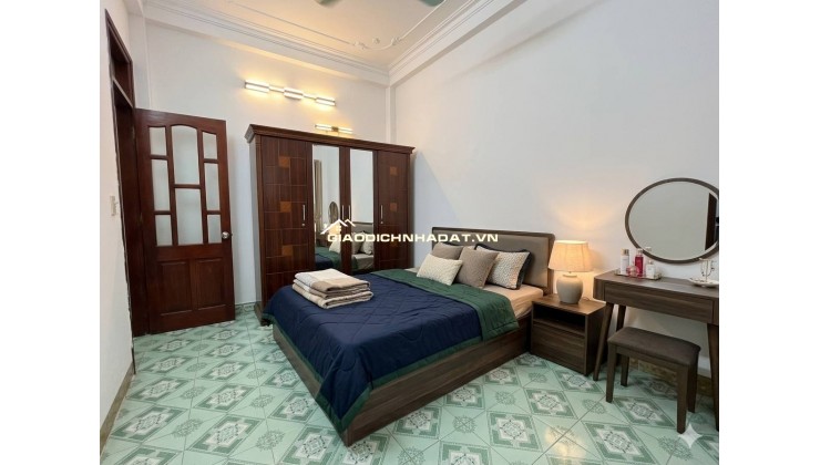 NHÀ ĐẸP MẶT PHỐ - HIẾM - KINH DOANH ĐỈNH - Ô TÔ TẢI TRÁNH - TIỆN ÍCH NGẬP TRÀN 
- Vào ở Ngay.