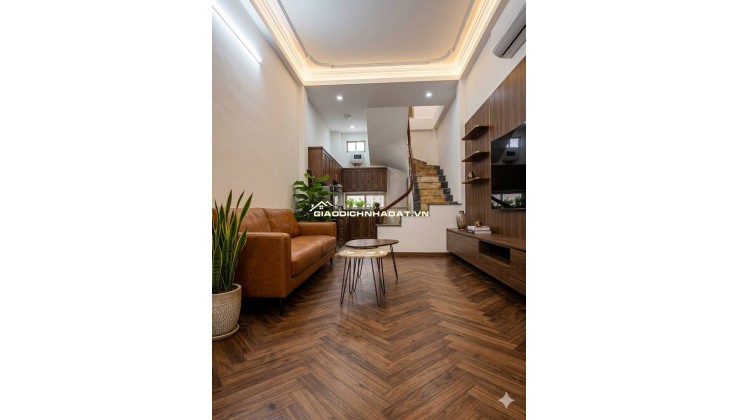 TẬP THỂ TẦNG 4 KHU VỰC    KIM MÃ - VĨNH PHÚC. VIP - #BA_ĐINH_HÀNỘI  - FULL NỘI THẤT - THIẾT KẾ NHƯ CĂN HỘ CHUNG CƯ CAO CẤP, CỰC ĐỈNH, SANG.
NHỈNH