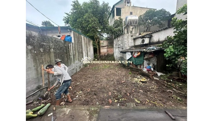 Chỉ #2,3 tỷ có ngay 1 lô tại Thôn Đoài, Việt Hùng, Đông Anh. 52m2