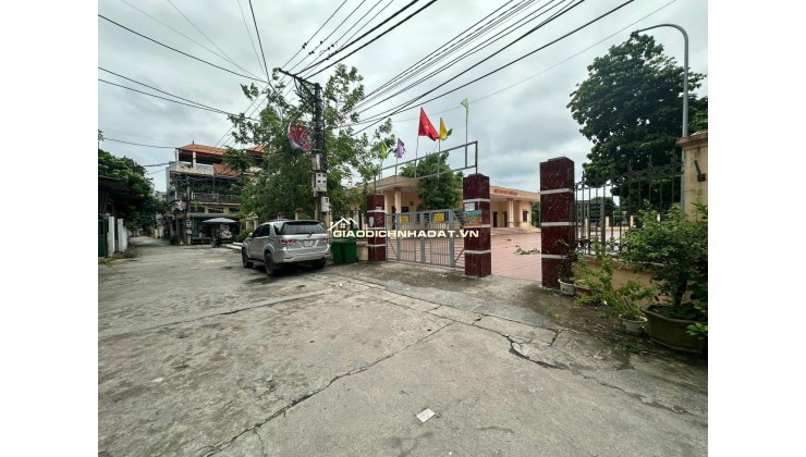 Chỉ #2,3 tỷ có ngay 1 lô tại Thôn Đoài, Việt Hùng, Đông Anh. 52m2