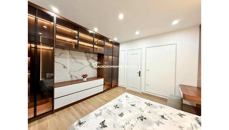 HIẾM! PHÂN LÔ PHỐ LÊ TRỌNG TẤN - GARA Ô TÔ 7 CHỖ + THANG MÁY MỚI CỨNG 45M² x 6 TẦNG 11 TỶ