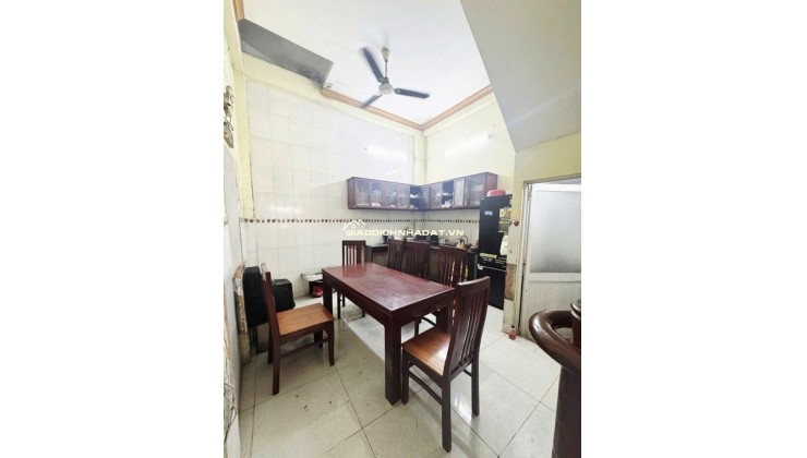 BÁN NHÀ 4 TẦNG, SÁT QUẬN 6 - TÂN PHÚ, HẺM 8M, GẦN TỈNH LỘ 10, 54 M² (4X14), 5.X TỶ.