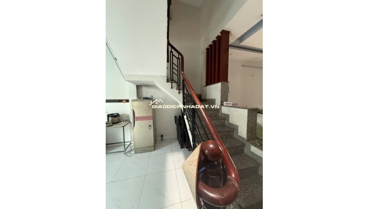 BÁN NHÀ 4 TẦNG, GẦN VÕ TRẦN CHÍ, BÌNH TÂN, HẺM 6M, 69 M² (4X17), NHỈNH 5 TỶ.