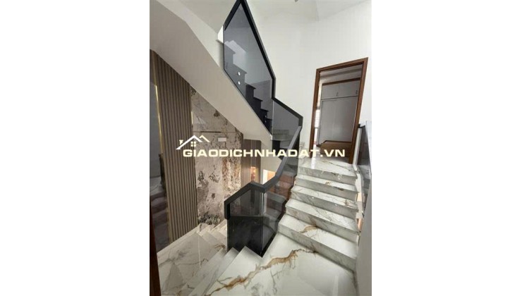 SIÊU PHẨM BÌNH TÂN – NHỈNH 7 TỶ