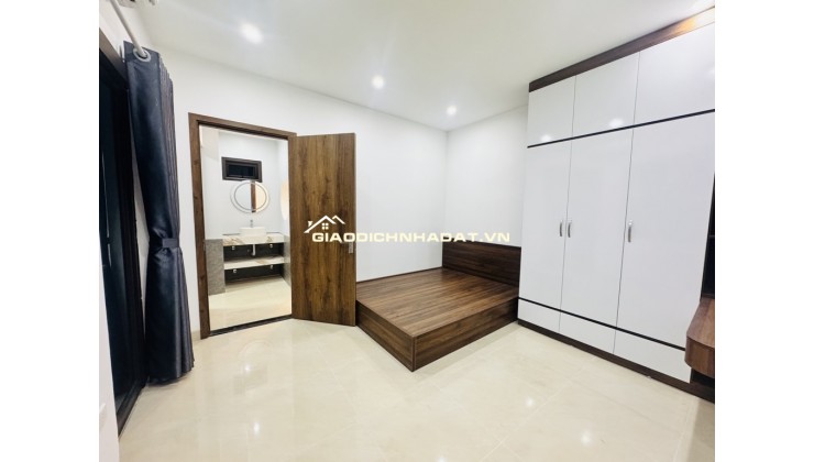 Nhà Dòng Tiền Hoặc Ở 30m - 5 Tầng - Phố Nhổn - Chỉ 6ty45 3 bước ra phố