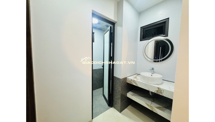 Nhà Đẹp Phố Nhổn 34m - 6 Tầng - Phố Nhổn - Chỉ  3 bước ra phố ĐH công Nghiệp