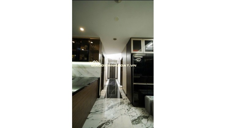 Bán căn hộ 4PN Imperia An Phú 135m², tầng 18 , view Landmark