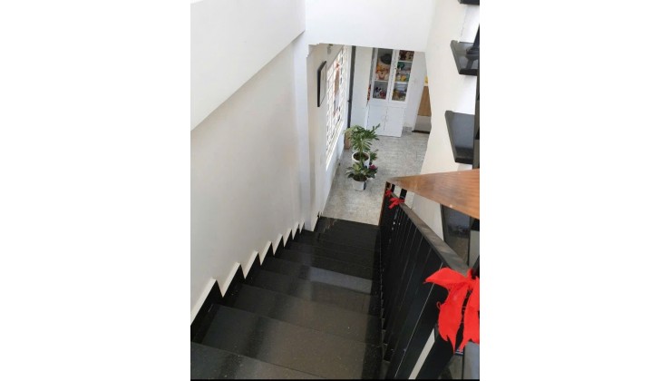 Villa đẹp mai anh đào gần thung lũng Tình Yêu